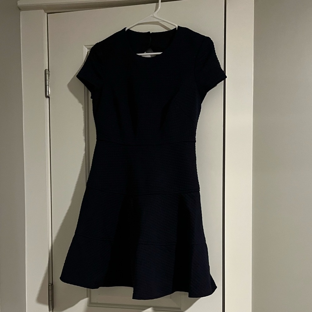 Eliza J 6P quilted black dress